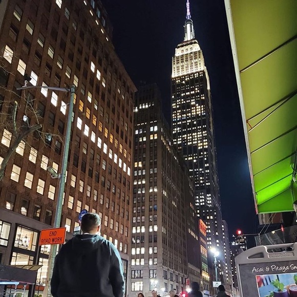 Profile Picture of Ali Kawasmeh (@alikrh) on Poshmark