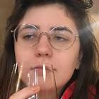 Profile Picture of   Becca was eating an apple... (@fionnualajay) on Tiktok