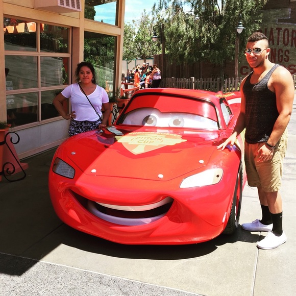 Profile Picture of Quinton Friendly (@quinton2317) on Poshmark