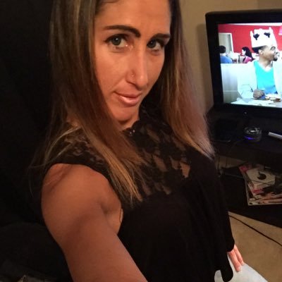 Profile Picture of Tracy L. Aiello (@taiello78) on Twitter