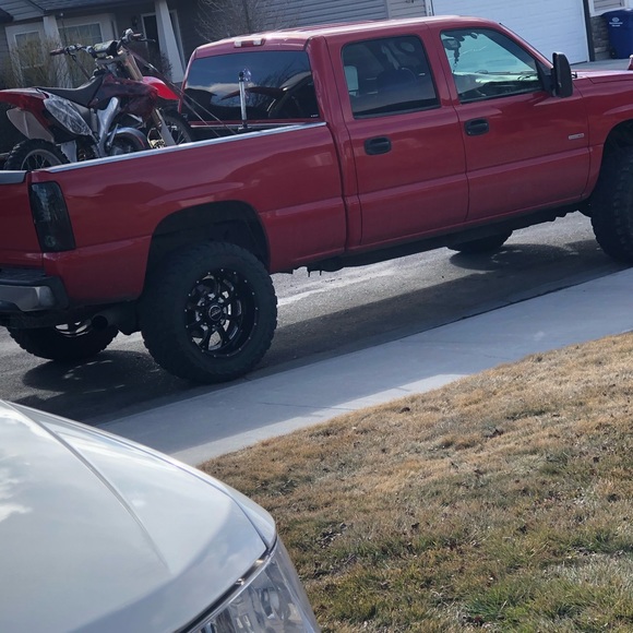 Terrence Crislip - Poshmark Profile Picture of Terrence Crislip (@terrencecrislip) on Poshmark