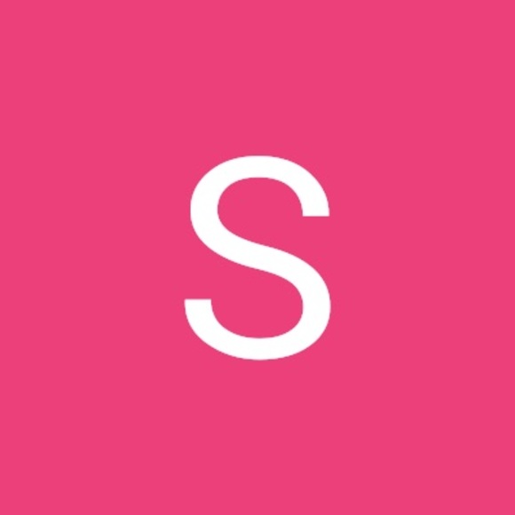 Profile Picture of Sara camilo Camilo (@sarasilvacamilo) on Poshmark