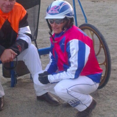 Profile Picture of Jodi Quinlan (@JodiQracing) on Twitter