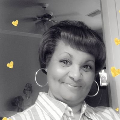 Profile Picture of Sandra /Dimples (@Sandra79411857) on Twitter