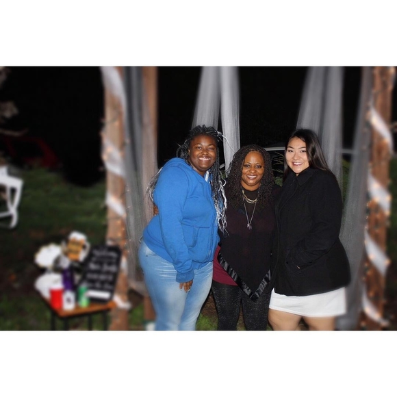 Profile Picture of Chalea Quitman (@teshay12) on Poshmark