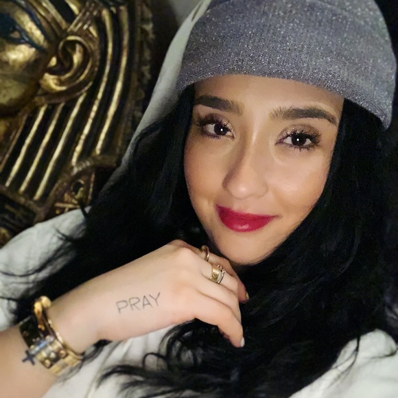 Profile Picture of Jasmine Pearson (@jaypdenim) on Poshmark