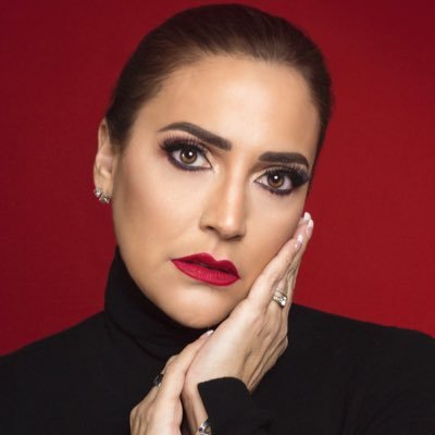 Profile Picture of Carmen Maria (@carmendeberas) on Twitter