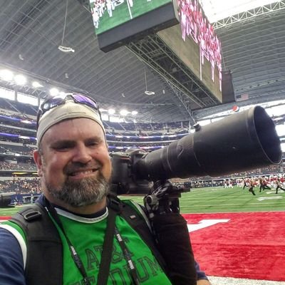 Profile Picture of Jimmy Jones  🇺🇸 (@TheNikonJones) on Twitter