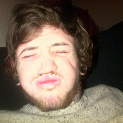 Profile Picture of James Aldridge (@JIMaryJanee) on Twitter