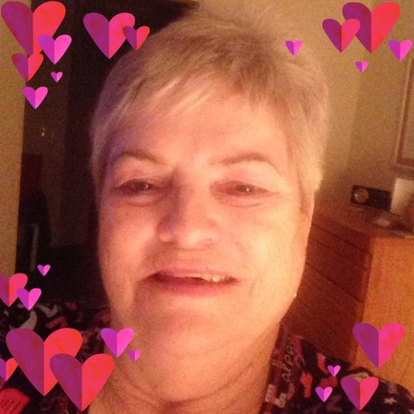 Profile Picture of Ruth Cox (@ruth_cox) on Poshmark