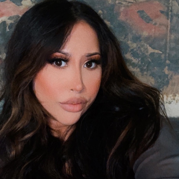 Profile Picture of Marisol Solorio (@marryposa) on Poshmark