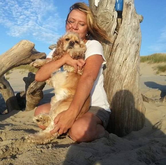Profile Picture of Tanya Johnston (@tanya_johnston) on Poshmark