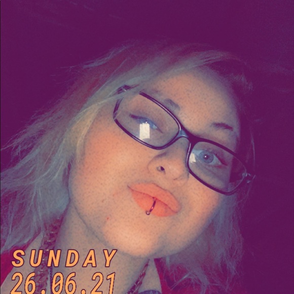 Profile Picture of Bree Watson (@breewatson282) on Poshmark