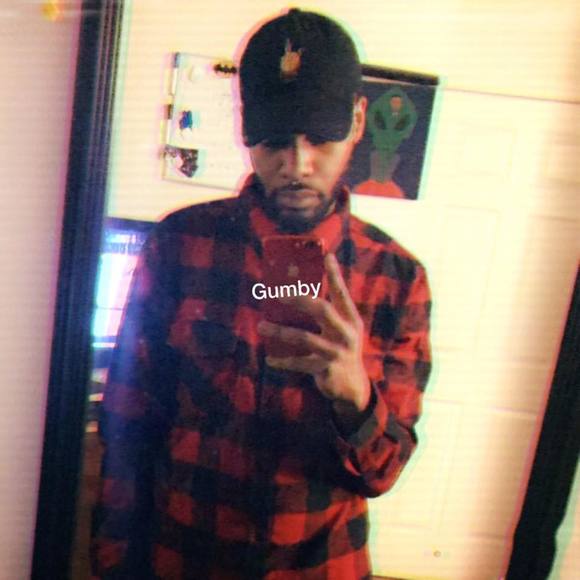 Profile Picture of Brian Gumbs (@jerseyboygumby) on Poshmark