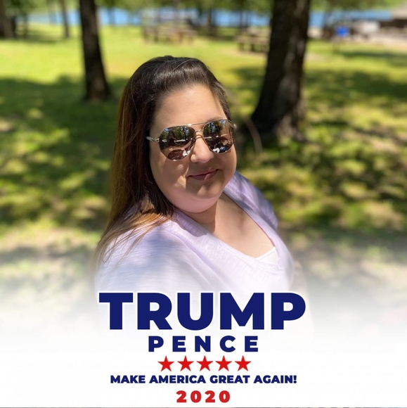 Profile Picture of Lesley Patsey (@mileslesley12) on Poshmark