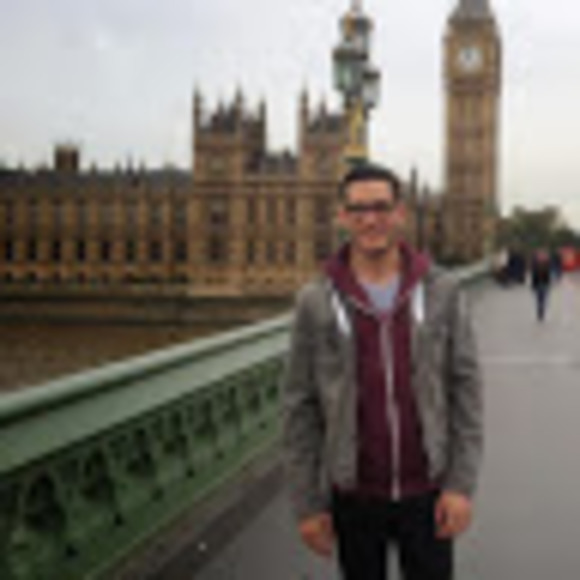 Profile Picture of Nicholas Ferro (@nicholas32174) on Poshmark