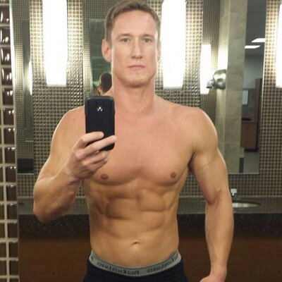 Profile Picture of Nicholas Knudsen (@GoldenNickK) on Twitter