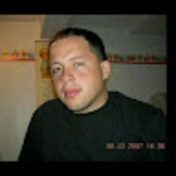Profile Picture of Pedro Suarez (@pithegreat) on Poshmark