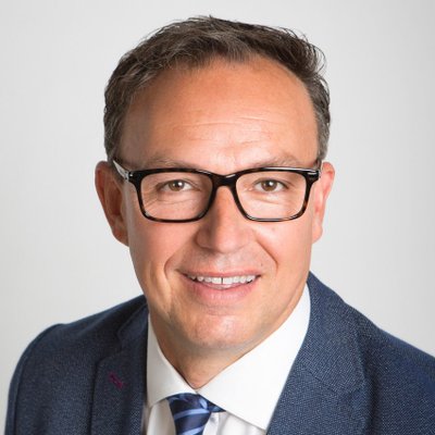 Profile Picture of Simon Banks (@simon_banks1) on Twitter