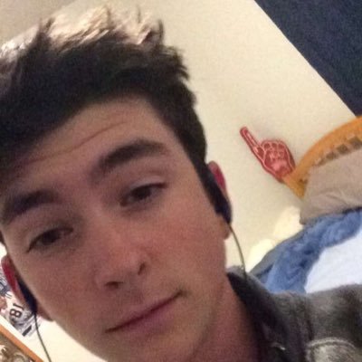 Profile Picture of Travis Schweitzer (@TravisSchweitz) on Twitter