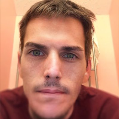 Profile Picture of Robert Easter (@RobEaster83) on Twitter