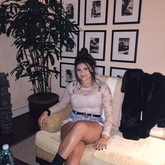 Profile Picture of Sarah Rice (@blarah24) on Poshmark