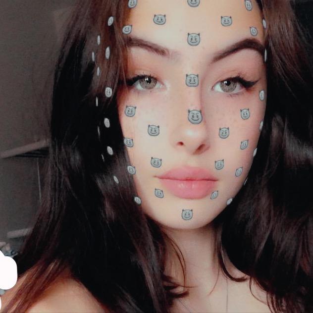 Profile Picture of angel (@@angelanahoskins) on Tiktok