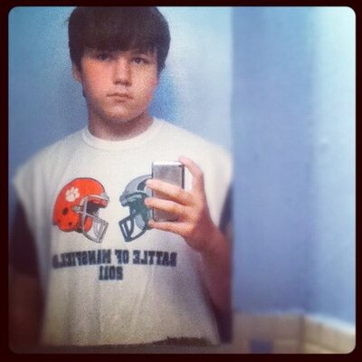 Profile Picture of Justin Liggett (@J_Ligg74) on Twitter