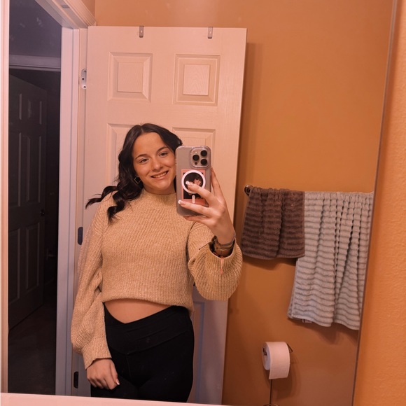 Profile Picture of Brianna Janney (@brianna_j171) on Poshmark