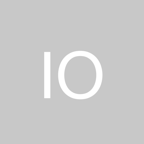 Profile Picture of Icnitec Ogaz (@icnitec) on Poshmark