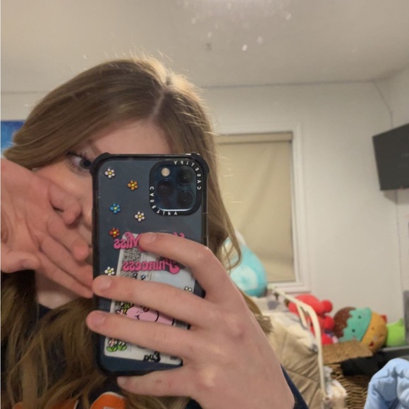 Profile Picture of Eva Barron (@evabarron437) on Poshmark