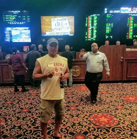 Mike Pocowatchit - Poshmark Profile Picture of Mike Pocowatchit (@mikepoco5) on Poshmark