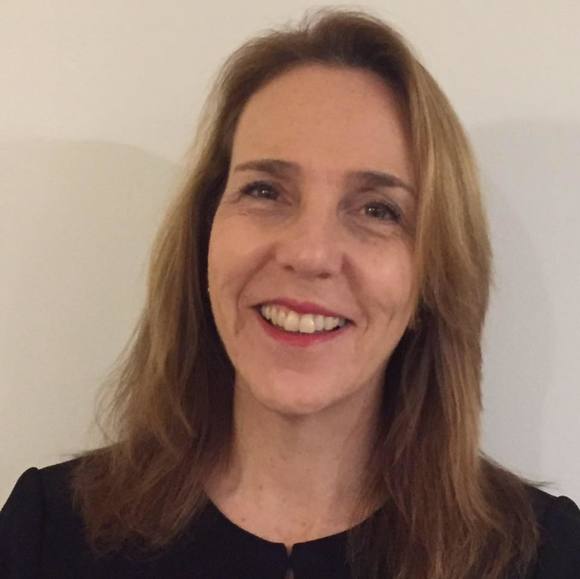 Profile Picture of Avril Clark (@av13clark) on Poshmark