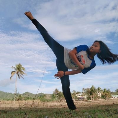 Profile Picture of Kate Given (@KateGiven2) on Twitter
