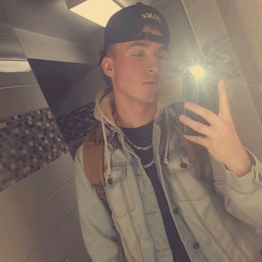 Profile Picture of Thomas Coombs (@@thomascoombs) on Tiktok