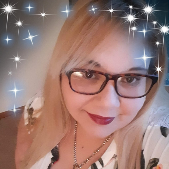 Profile Picture of Jackeline Marrero (@jacky0392) on Poshmark