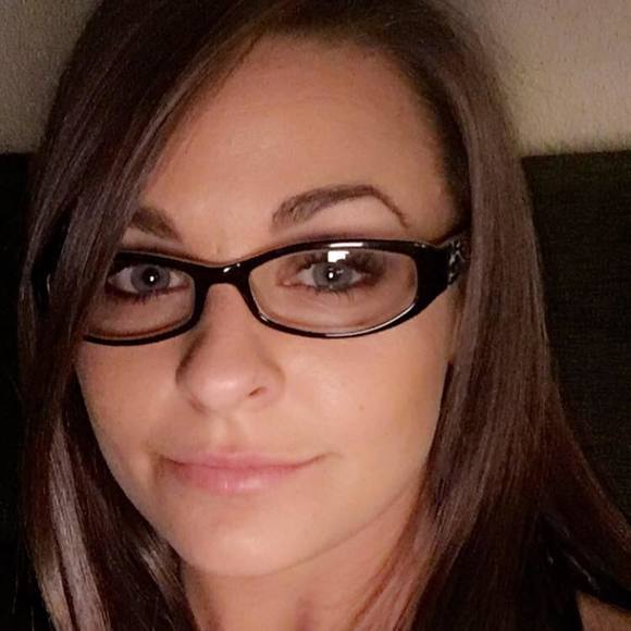 Profile Picture of Brianna Balderson (@briannab461) on Poshmark