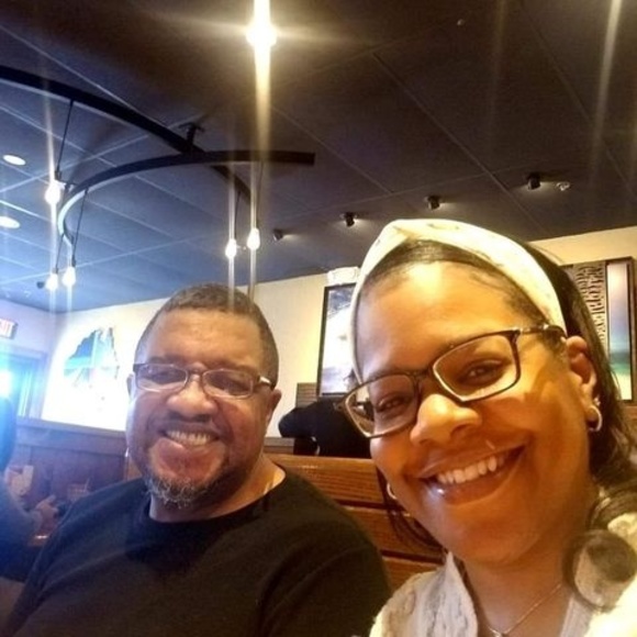 Profile Picture of Jeffery Andrews (@jeffery_andrews) on Poshmark