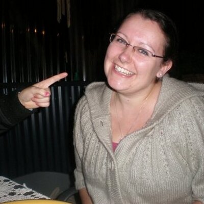 Profile Picture of Sarah Jayne Sinclair (@Mummy2EllaBella) on Twitter