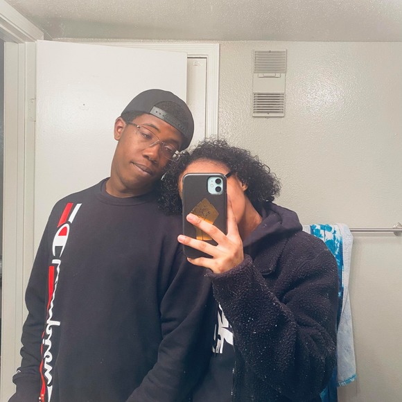 Profile Picture of Arlesha Samuda (@arleshasamuda) on Poshmark