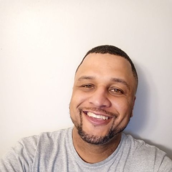 Profile Picture of Rhea Rhea (@rhearhea542) on Poshmark