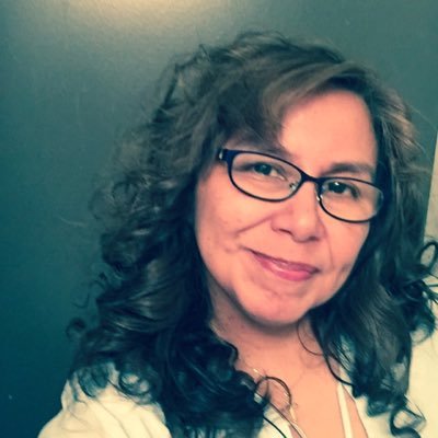 Profile Picture of Lillian Mitchell (@tisikla) on Twitter