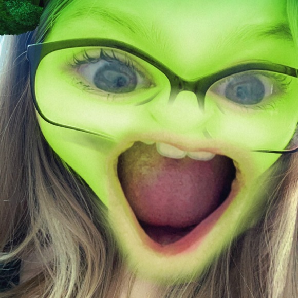 Profile Picture of London Mcconnell (@londonmcconnell) on Poshmark