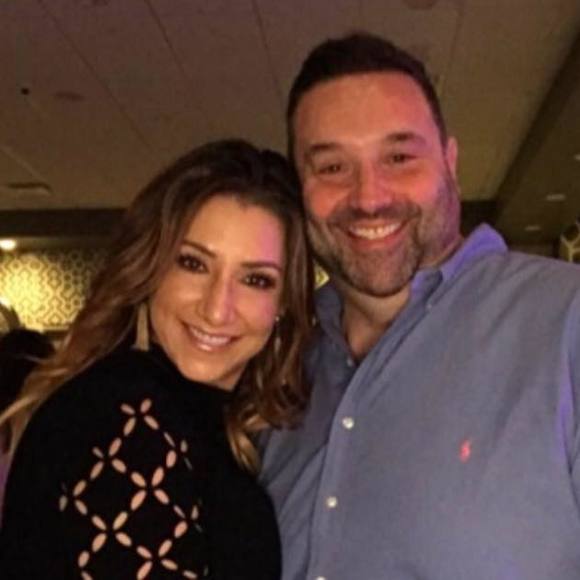 Profile Picture of Carrie Kallish (@chickarama) on Poshmark