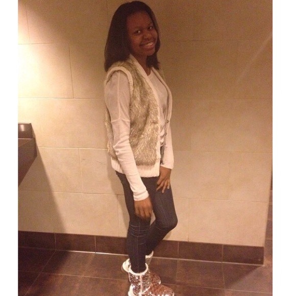 Profile Picture of Alexis Prather (@lexi515) on Poshmark