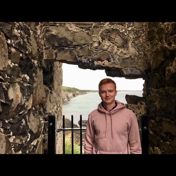 Profile Picture of Liam Martin (@lmartin276) on Poshmark