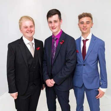 Profile Picture of James (@James_Batch_) on Twitter
