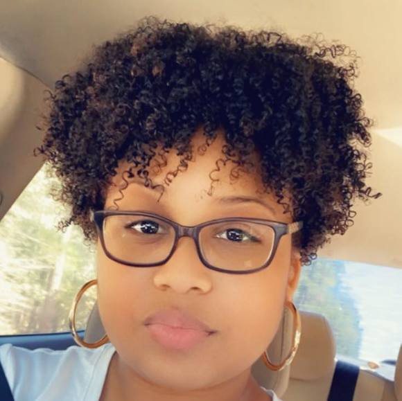 Profile Picture of Jasmine Irving (@jaszyirv1204) on Poshmark