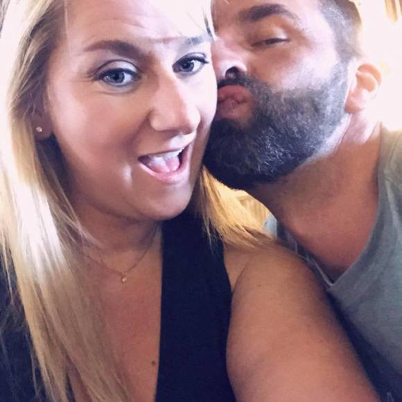 Profile Picture of Johnna Chandler (@johnna73) on Poshmark