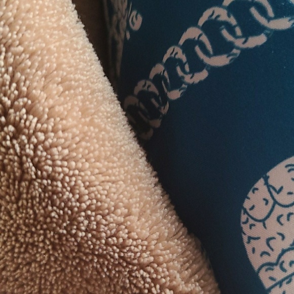 Profile Picture of Jen Quasney (@jen_q09) on Poshmark